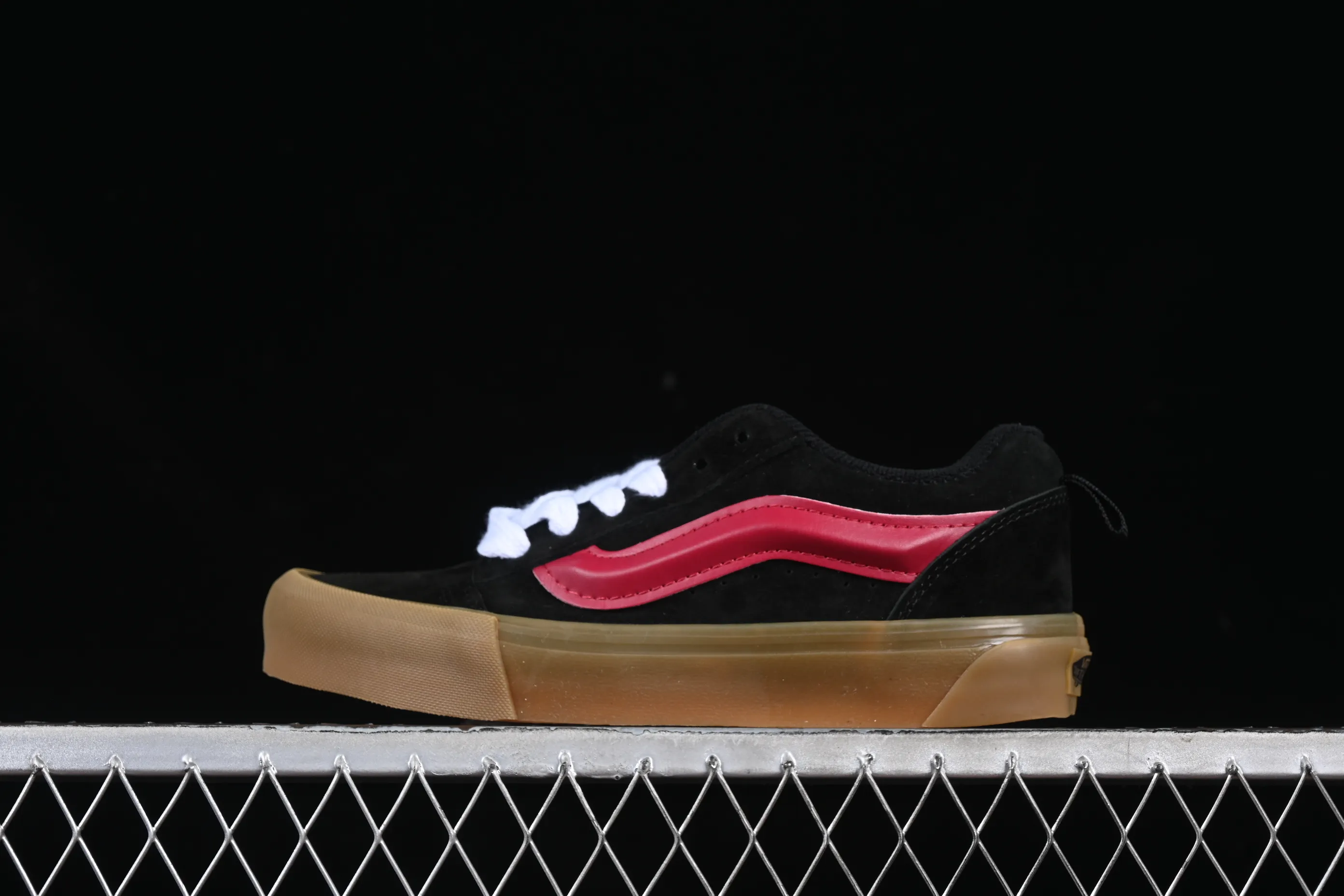 All categories Vans Vans series Vans Low Vans low-top Vans Knu Skool Vans low-top retro casual fat bread shoes VN0009QCB9M